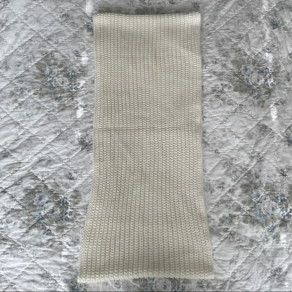 J Crew Factory Woven Ivory Infinity Scarf - Picture 4 of 6